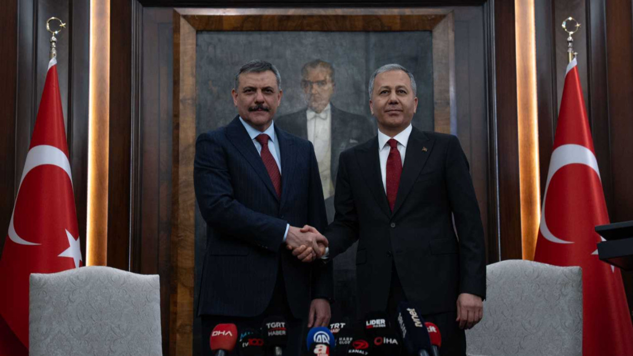 Mustafa Çiftçi, görevi devralırken o ayeti okudu