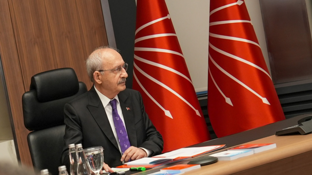 Sen misin ben cagirinca gelmeyen kilicdaroglu hepsini gorevden alacak mjXaDg5u